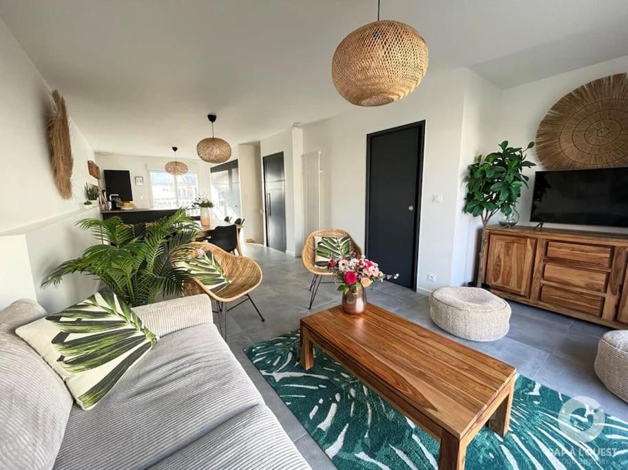 .La Villa Sablaise. Maison Avec Place De Parking Au Coeur Du Quartier Arago Les Sables-dʼOlonne Dış mekan fotoğraf
